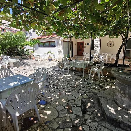 Bed And Breakfast Ritosa Пореч Экстерьер фото